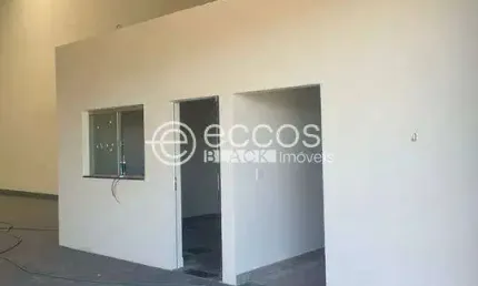 Barracão / Galpão / Depósito para alugar na Rua Doutor Luiz Antônio Waack, --, Marta Helena, Uberlândia
