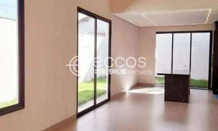 Casa à venda, 3 quartos, 1 suíte, 2 vagas, Jardim Europa - Uberlândia/MG