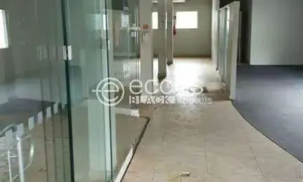 Imóvel Comercial para aluguel, 29 vagas, Nossa Senhora da Abadia - UBERABA/MG