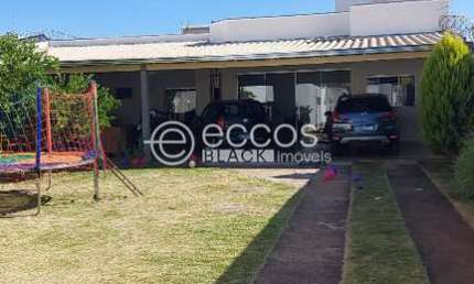 Casa à venda, 2 quartos, 2 suítes, 2 vagas, Osvaldo Rezende - Uberlândia/MG