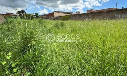 Terreno à venda na Avenida Niza Marquez Guaritá, --, Lourdes, Uberaba