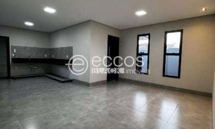 Casa à venda, 3 quartos, 1 suíte, 4 vagas, Jardim Botânico - Uberlândia/MG
