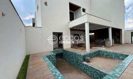 Casa em condomínio à venda, 5 quartos, 5 suítes, 3 vagas, Nova Uberlândia - Uberlândia/MG
