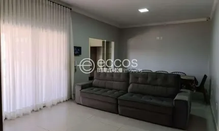 Casa à venda, 3 quartos, 1 suíte, 2 vagas, Leblon - UBERABA/MG