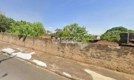 Terreno à venda na Rua Rosa Manzan, --, Fabrício, Uberaba