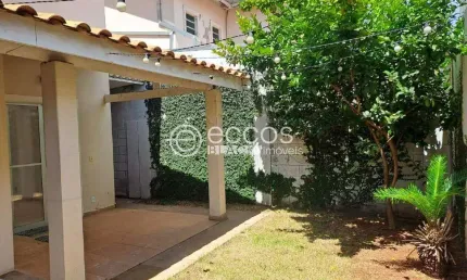 Casa em condomínio para aluguel, 3 quartos, 1 suíte, 2 vagas, Jardim Sul - Uberlândia/MG
