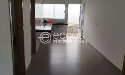 Casa à venda, 3 quartos, 1 suíte, 2 vagas, Jardim Holanda - Uberlândia/MG