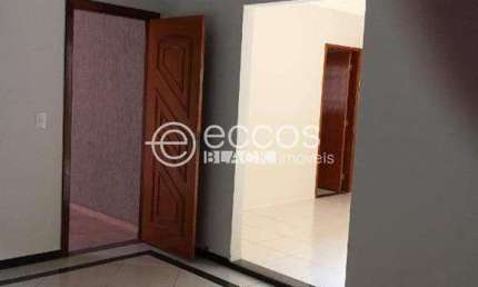 Casa à venda, 3 quartos, 1 suíte, 2 vagas, Oneida Mendes - UBERABA/MG
