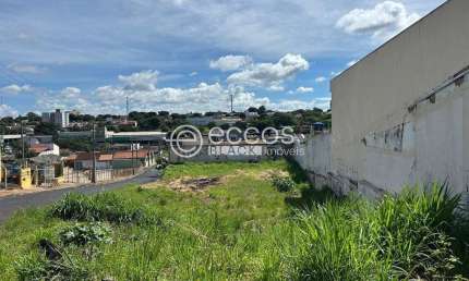 Terreno à venda na Rua Monte Carmelo, --, Martins, Uberlândia
