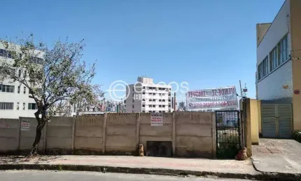 Flat à venda na Rua Desembargador Amílcar de Castro, --, Estoril, Belo Horizonte