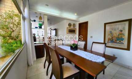Apartamento à venda, 4 quartos, 1 suíte, 2 vagas, Itapoã - Belo Horizonte/MG