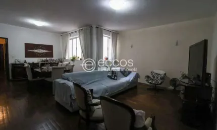 Apartamento à venda, 4 quartos, 1 suíte, 2 vagas, Santo Antônio - Belo Horizonte/MG