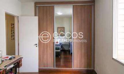 Apartamento à venda, 4 quartos, 1 suíte, 2 vagas, Santo Antônio - Belo Horizonte/MG