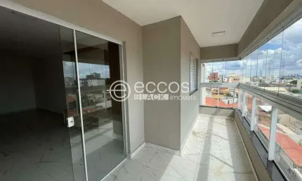 Apartamento para aluguel, 3 quartos, 1 suíte, 2 vagas, Santa Mônica - Uberlândia/MG