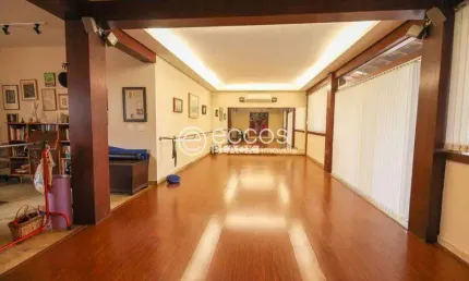 Casa à venda, 4 quartos, 1 suíte, 5 vagas, Serra - Belo Horizonte/MG