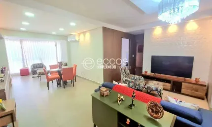 Apartamento à venda, 3 quartos, 1 suíte, 2 vagas, Centro - Uberlândia/MG