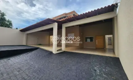 Casa para aluguel, 4 quartos, 1 suíte, 5 vagas, Tibery - Uberlândia/MG