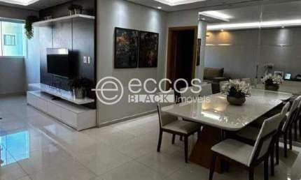 Apartamento à venda, 4 quartos, 1 suíte, 2 vagas, Jardim Finotti - Uberlândia/MG