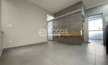 Apartamento à venda, 2 quartos, 1 suíte, 1 vaga, Novo Mundo - Uberlândia/MG