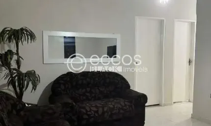 Casa à venda, 3 quartos, 1 suíte, 6 vagas, Morumbi - Uberlândia/MG