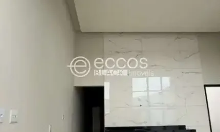 Casa à venda, 3 quartos, 1 suíte, 2 vagas, Verde Umuarama (Lot) - Uberlândia/MG