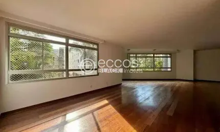 Apartamento para aluguel, 4 quartos, 1 suíte, 3 vagas, Sion - Belo Horizonte/MG