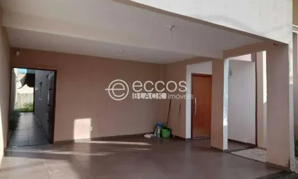 Casa para aluguel, 4 quartos, 2 suítes, 2 vagas, Jardim das Palmeiras - Uberlândia/MG