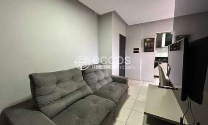 Apartamento à venda, 2 quartos, 1 suíte, 1 vaga, Jardim Brasília - Uberlândia/MG