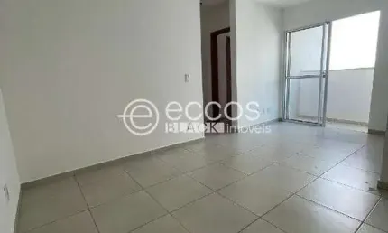 Apartamento à venda, 2 quartos, 1 suíte, 1 vaga, Laranjeiras - Uberlândia/MG