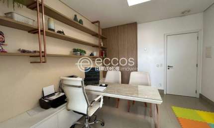 Sala comercial à venda, 1 vaga, Santa Mônica - Uberlândia/MG