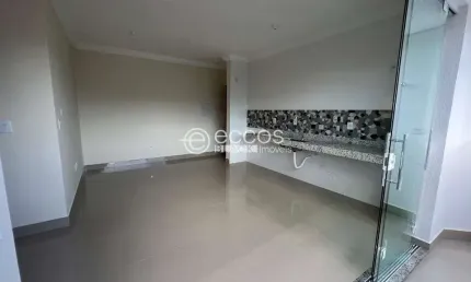Apartamento à venda, 2 quartos, 1 suíte, 1 vaga, Tubalina - Uberlândia/MG