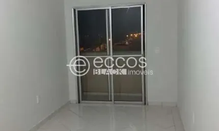 Apartamento à venda, 2 quartos, 1 suíte, 1 vaga, Segismundo Pereira - Uberlândia/MG