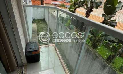 Apartamento à venda, 2 quartos, 1 suíte, 1 vaga, Santa Mônica - Uberlândia/MG
