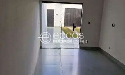Casa à venda, 2 quartos, 1 suíte, 1 vaga, Pacaembu - Uberlândia/MG