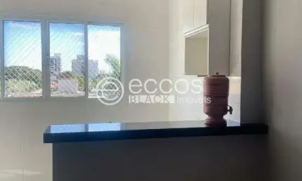 Apartamento à venda, 2 quartos, 1 vaga, Segismundo Pereira - Uberlândia/MG