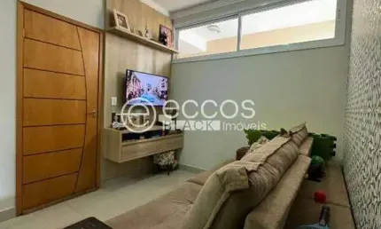 Apartamento à venda, 2 quartos, 1 suíte, 1 vaga, Novo Mundo - Uberlândia/MG