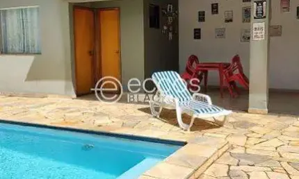 Casa para aluguel, 3 quartos, 1 suíte, 4 vagas, Segismundo Pereira - Uberlândia/MG