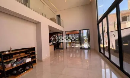 Casa em condomínio para aluguel, 4 quartos, 4 suítes, 4 vagas, Jardim Sul - Uberlândia/MG