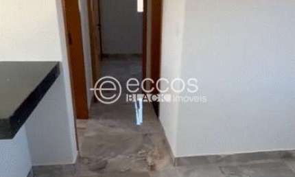 Apartamento à venda, 2 quartos, 1 suíte, 1 vaga, Santa Rosa - Uberlândia/MG