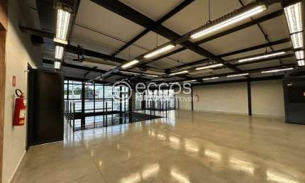 Sala comercial à venda na Rua Guaicurus, --, Saraiva, Uberlândia