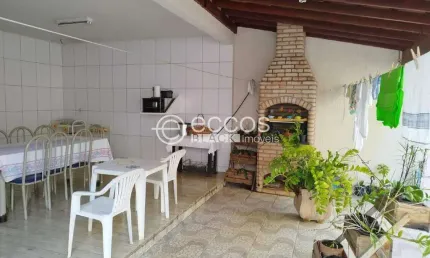 Casa à venda, 5 quartos, 1 suíte, 2 vagas, Boa Vista - UBERABA/MG