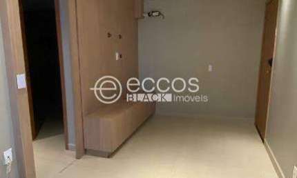 Apartamento à venda, 2 quartos, 1 suíte, 1 vaga, Alto Umuarama - Uberlândia/MG