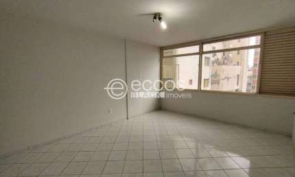 Apartamento para aluguel, 3 quartos, 1 vaga, Centro - UBERABA/MG