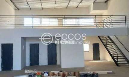 Barracão / Galpão / Depósito para alugar na Rua Nordau Gonçalves De Melo, --, Santa Mônica, Uberlândia