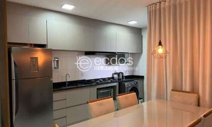 Apartamento à venda, 2 quartos, 1 suíte, 1 vaga, Granada - Uberlândia/MG