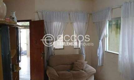 Casa à venda na Rua Newton Atheniel, --, Jardim Milenium, Araguari