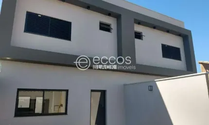 Casa à venda, 3 quartos, 1 suíte, 2 vagas, Novo Mundo - Uberlândia/MG