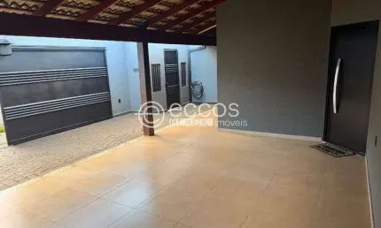 Casa à venda, 3 quartos, 1 suíte, 2 vagas, Granada - Uberlândia/MG