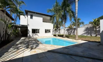 Casa à venda, 4 quartos, 2 suítes, 6 vagas, Jardim Karaíba - Uberlândia/MG