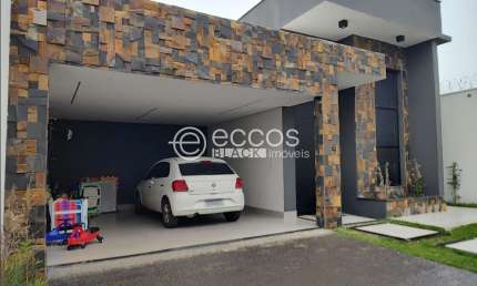 Casa para aluguel, 3 quartos, 3 suítes, 2 vagas, Grand Ville - Uberlândia/MG